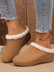 Load image into Gallery viewer, Plush Slippers Sandals