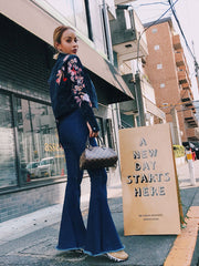 Load image into Gallery viewer, Slim Bell-bottoms Jeans