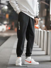 Load image into Gallery viewer, Jogger Denim Jeans