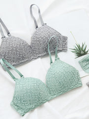 Load image into Gallery viewer, Detailed Lace Bra & Underwear Set