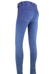 Load image into Gallery viewer, Low Waist Booty Popping Jeans