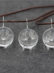 Load image into Gallery viewer, Handmade Resin Floral Pendant Necklace