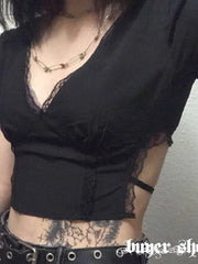 Load image into Gallery viewer, Gothic Crop Top