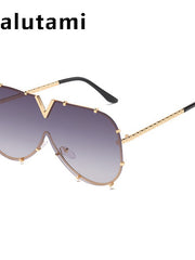 Load image into Gallery viewer, Vintage Shield Sunglasses For Women