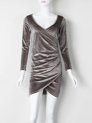 Load image into Gallery viewer, Long-Sleeve Velvet Dress