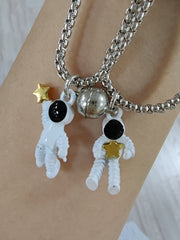 Load image into Gallery viewer, Magnetic Necklace