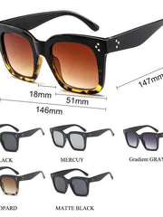 Load image into Gallery viewer, Sun Glasses Vintage Shades.  Lunette De Soleil - vendach