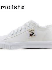 Load image into Gallery viewer, Classic Canvas Sneakers