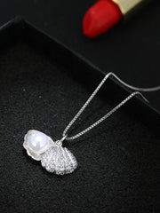 Load image into Gallery viewer, Shell Pearl Necklaces & Pendants