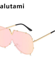 Load image into Gallery viewer, Vintage Shield Sunglasses For Women