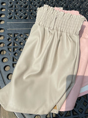 Load image into Gallery viewer, Faux Leather Short