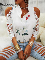 Load image into Gallery viewer, Lace Blouse