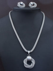 Load image into Gallery viewer, Pendant Necklace And Earrings