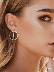 Load image into Gallery viewer, Hoop Earrings