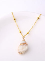 Load image into Gallery viewer, Beach Shell Pendant Necklace