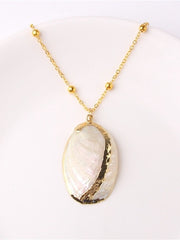 Load image into Gallery viewer, Beach Shell Pendant Necklace