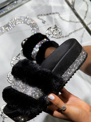 Load image into Gallery viewer, Fur Rhinestone Slippers