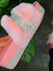 Load image into Gallery viewer, Fur Rhinestone Slippers