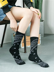 Load image into Gallery viewer, Bandana Style Socks
