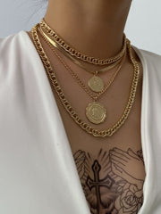 Load image into Gallery viewer, Assorted Necklaces