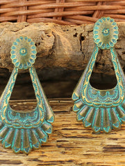 Load image into Gallery viewer, Vintage Drop Earrings