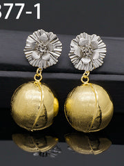 Load image into Gallery viewer, Assorted Earrings