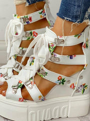 Load image into Gallery viewer, CHUNKY FLORAL WEDGES