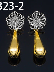 Load image into Gallery viewer, Assorted Earrings