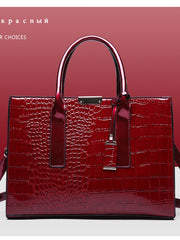 Load image into Gallery viewer, Crocodile Pattern Shoulder Bag