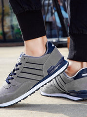 Load image into Gallery viewer, Sneaker