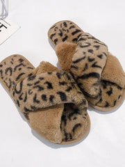 Load image into Gallery viewer, Slippers