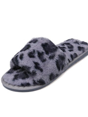 Load image into Gallery viewer, Slippers