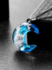 Load image into Gallery viewer, Moon Pendant Necklace
