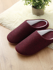 Load image into Gallery viewer, Indoor Slippers
