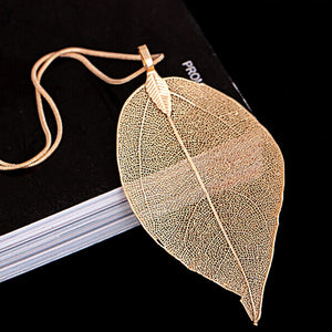Pendant Leaf Necklace