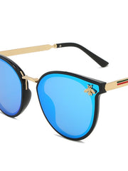 Load image into Gallery viewer, Bee Fashion Sunglasses
