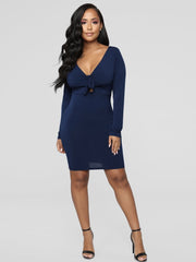 Load image into Gallery viewer, Long Sleeve Front Tie Dress
