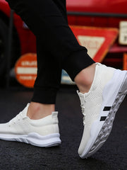 Load image into Gallery viewer, Lightweight Men&#39;s Sneakers
