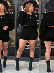 Load image into Gallery viewer, Knitted Crop Top &amp; Shorts Set
