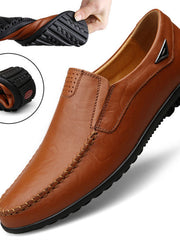 Load image into Gallery viewer, Men&#39;s Leather Moccasin Shoes
