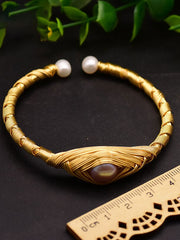 Load image into Gallery viewer, Adjustable Bangle w/ Natural Purple Fresh Water Pearl
