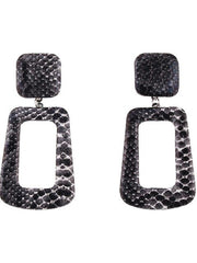 Load image into Gallery viewer, Leather Snake Print Drop Earrings
