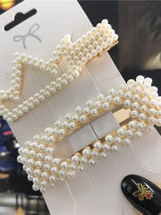 Load image into Gallery viewer, Handmade Pearl Hair Clips
