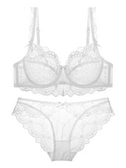 Load image into Gallery viewer, Fine Bra &amp; Lingerie Set
