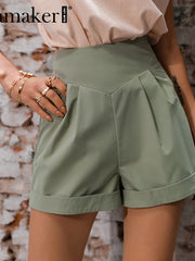 Load image into Gallery viewer, Pleated Dress Shorts
