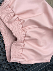 Load image into Gallery viewer, Faux Leather Short
