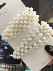 Load image into Gallery viewer, Handmade Pearl Hair Clips
