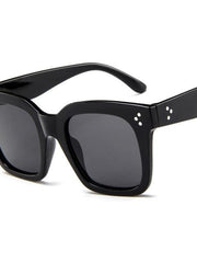 Load image into Gallery viewer, Sun Glasses Vintage Shades.  Lunette De Soleil - vendach
