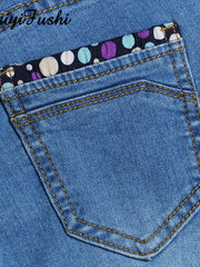 Load image into Gallery viewer, Knee Length Jeans Shorts
