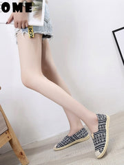 Load image into Gallery viewer, Loafers
